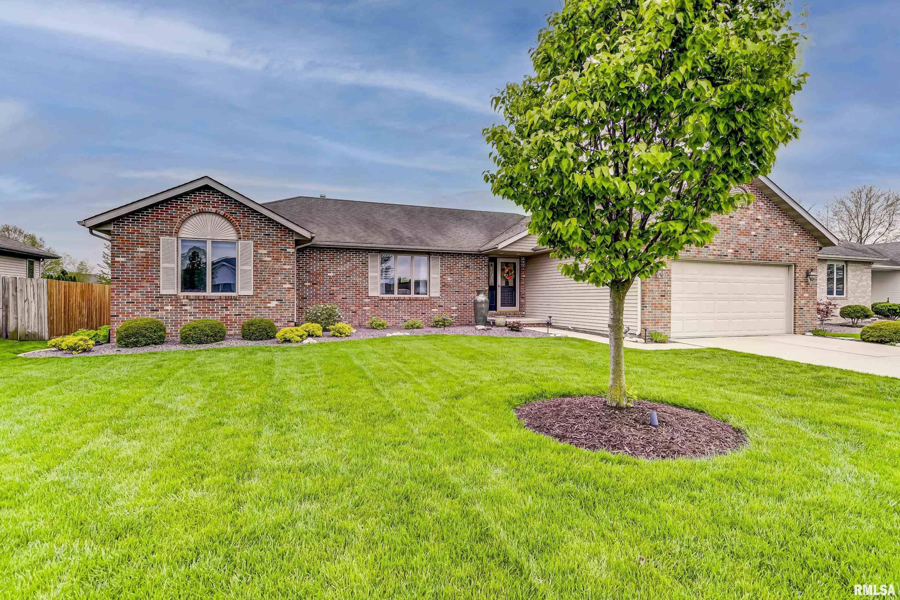 5216 Bunting Road Springfield, IL 62711 - Photo 1 of 38
