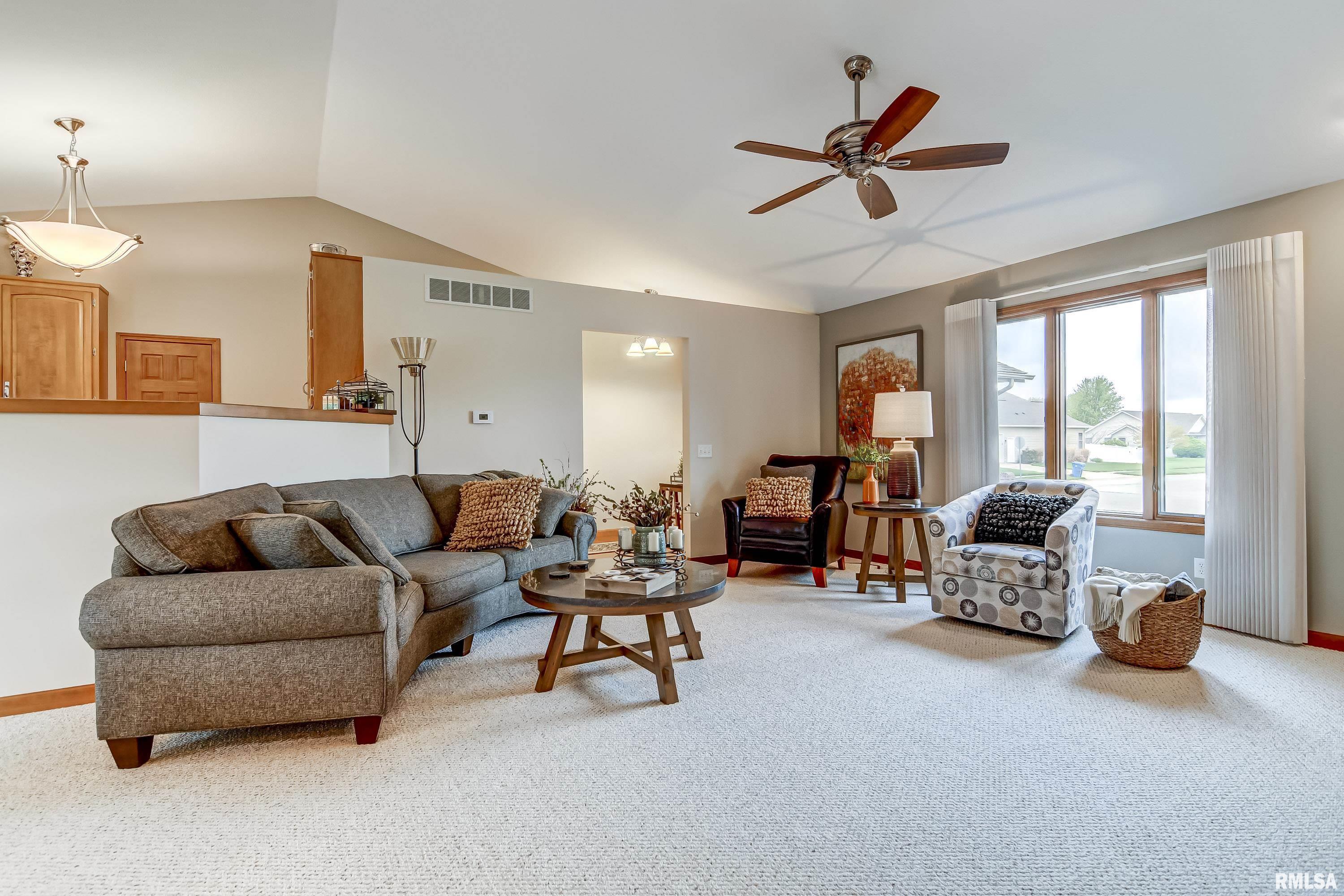 5216 Bunting Road Springfield, IL 62711 - Photo 8 of 38