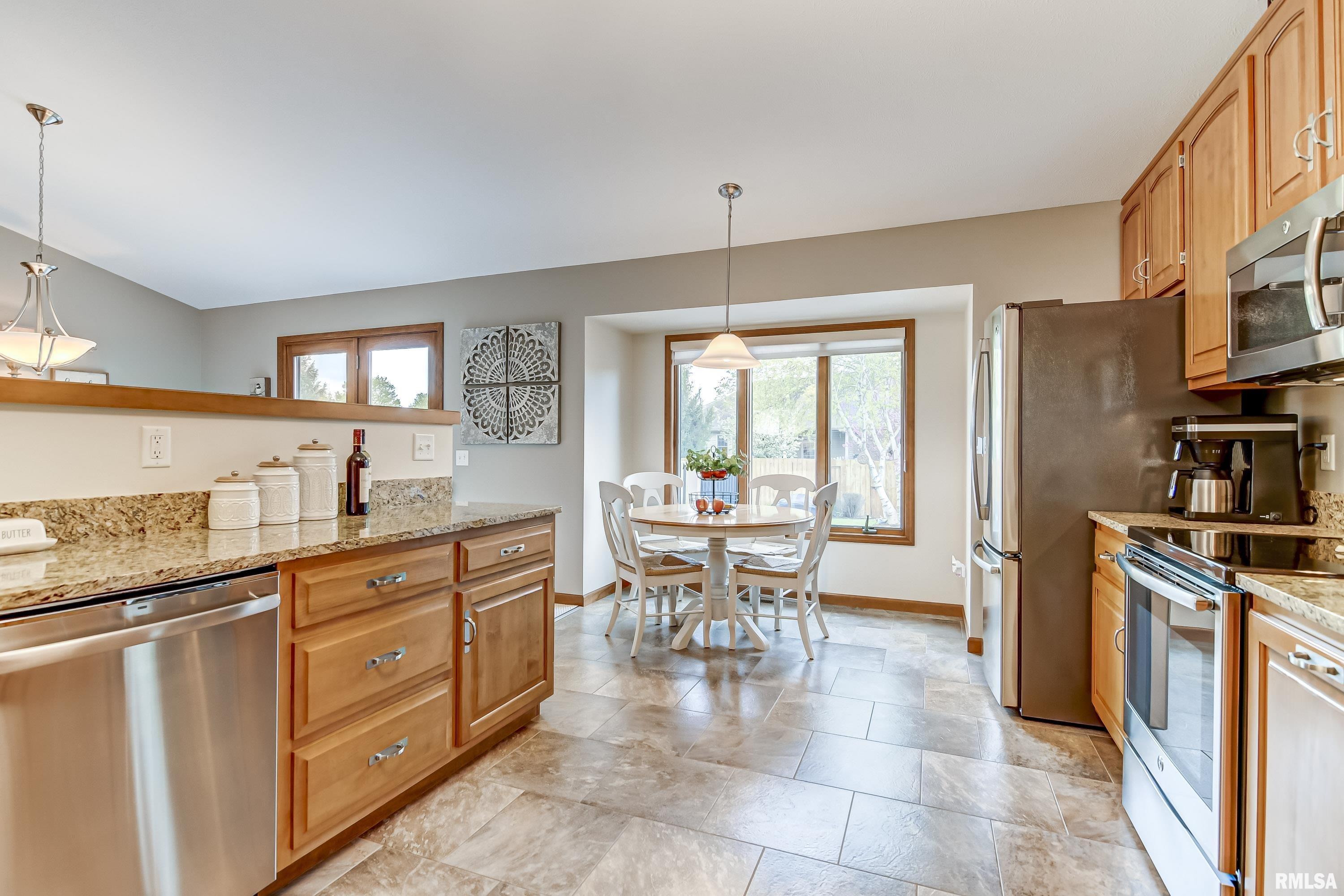 5216 Bunting Road Springfield, IL 62711 - Photo 10 of 38