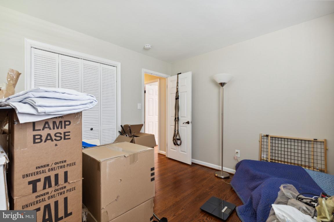 9204 Setter Place Springfield, VA 22153 - Photo 21 of 39 Second bedroom