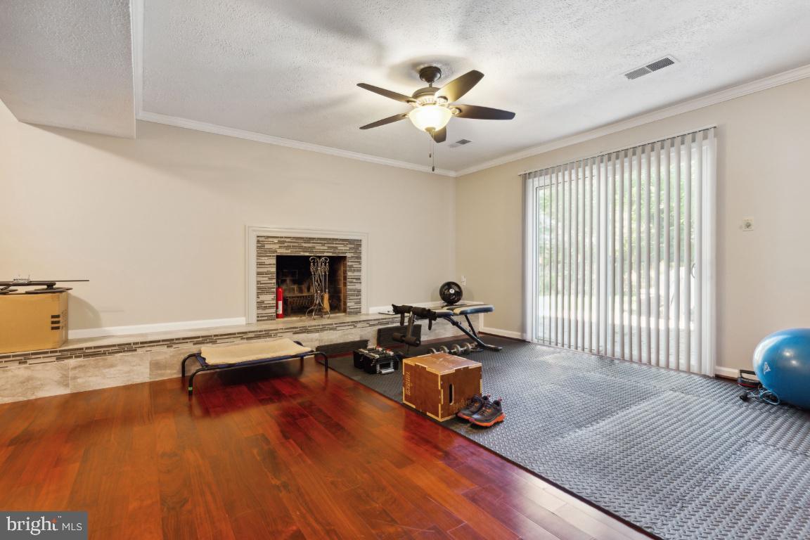 9204 Setter Place Springfield, VA 22153 - Photo 27 of 39 Lower level recreation room