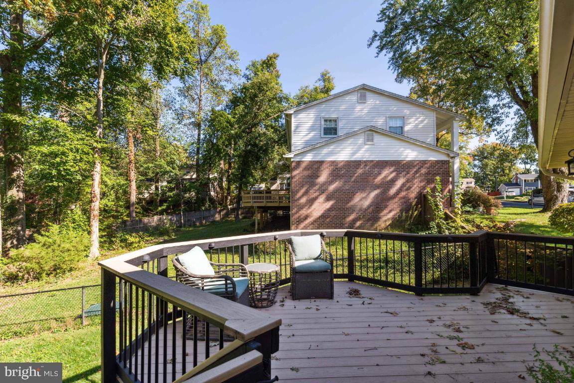 9204 Setter Place Springfield, VA 22153 - Photo 37 of 39 Deck