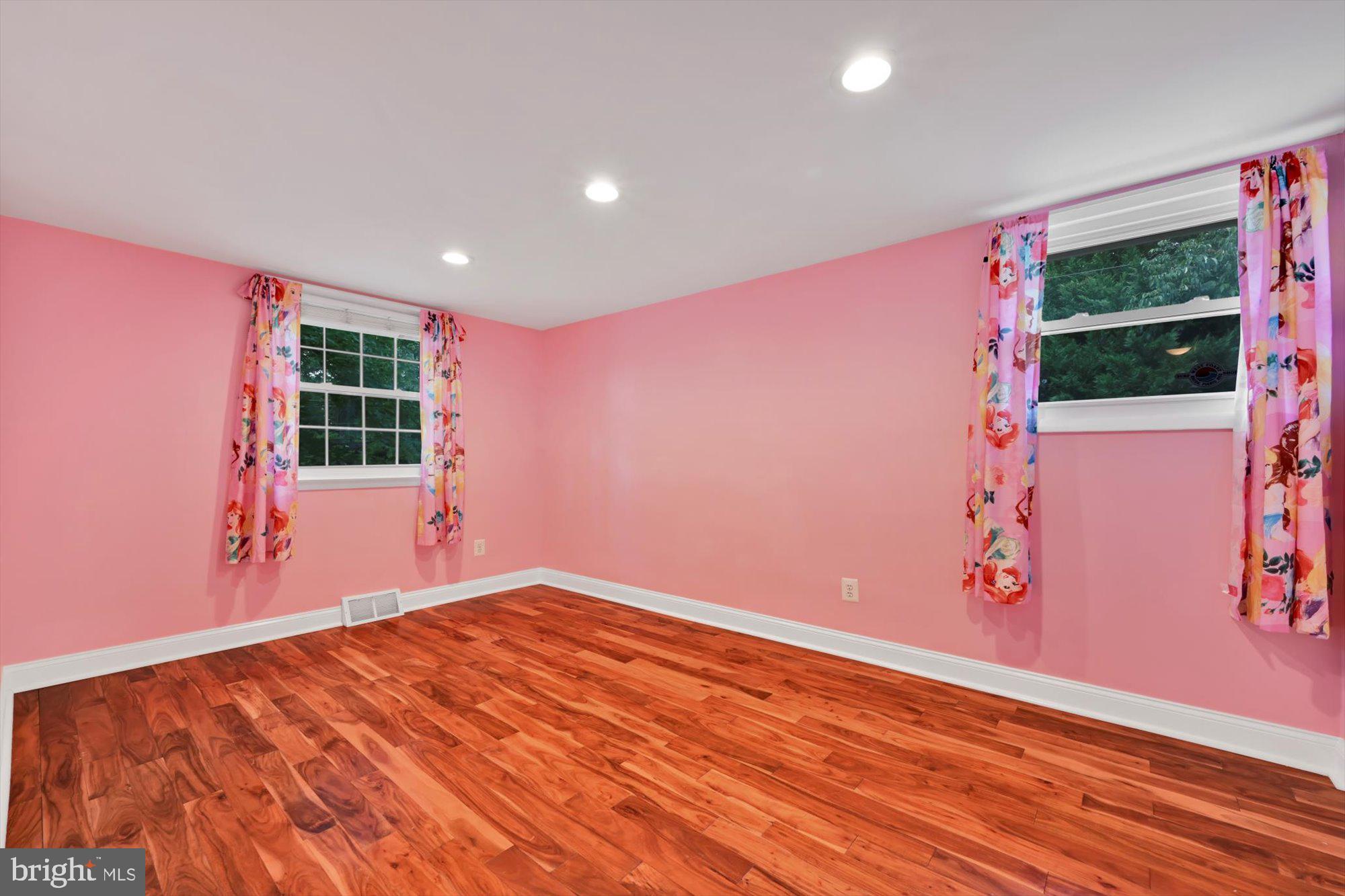 222 Moore Road Wallingford, PA 19086 - Photo 19 of 32