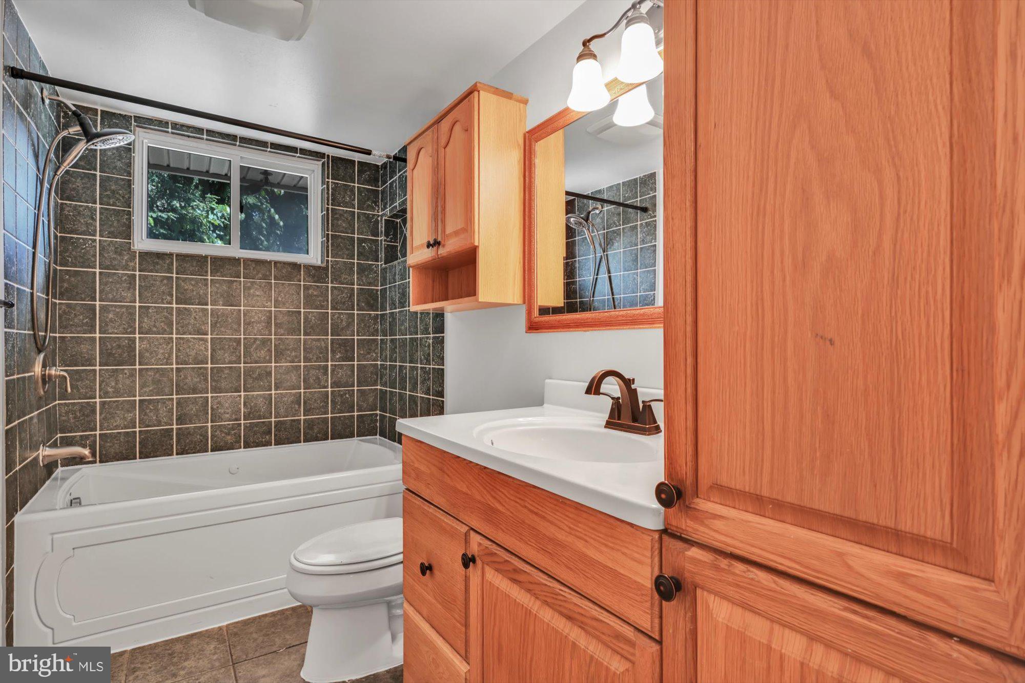 222 Moore Road Wallingford, PA 19086 - Photo 23 of 32