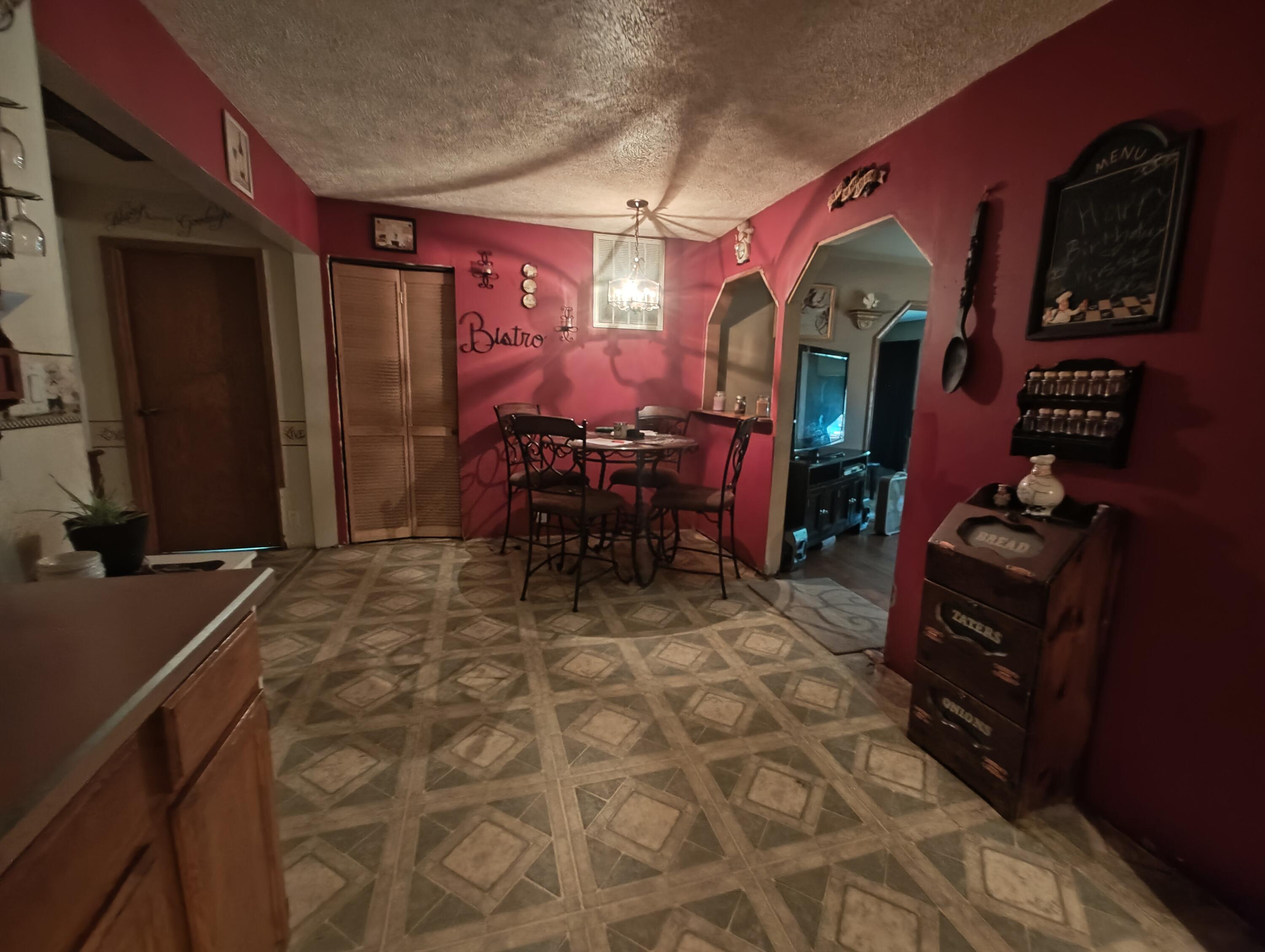 600 South Roosevelt Road Knox, IN 46534 - Photo 4 of 11 3000x2258