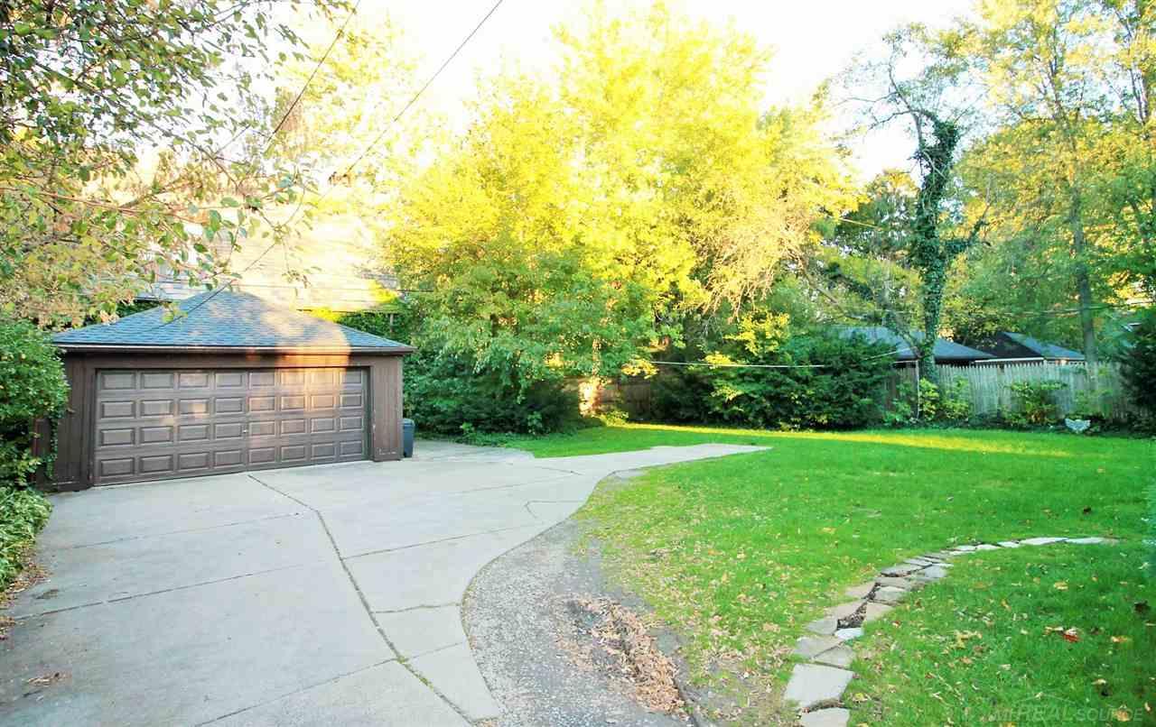 386-88 Neff Road Grosse Pointe, MI 48230 - Photo 30 of 32