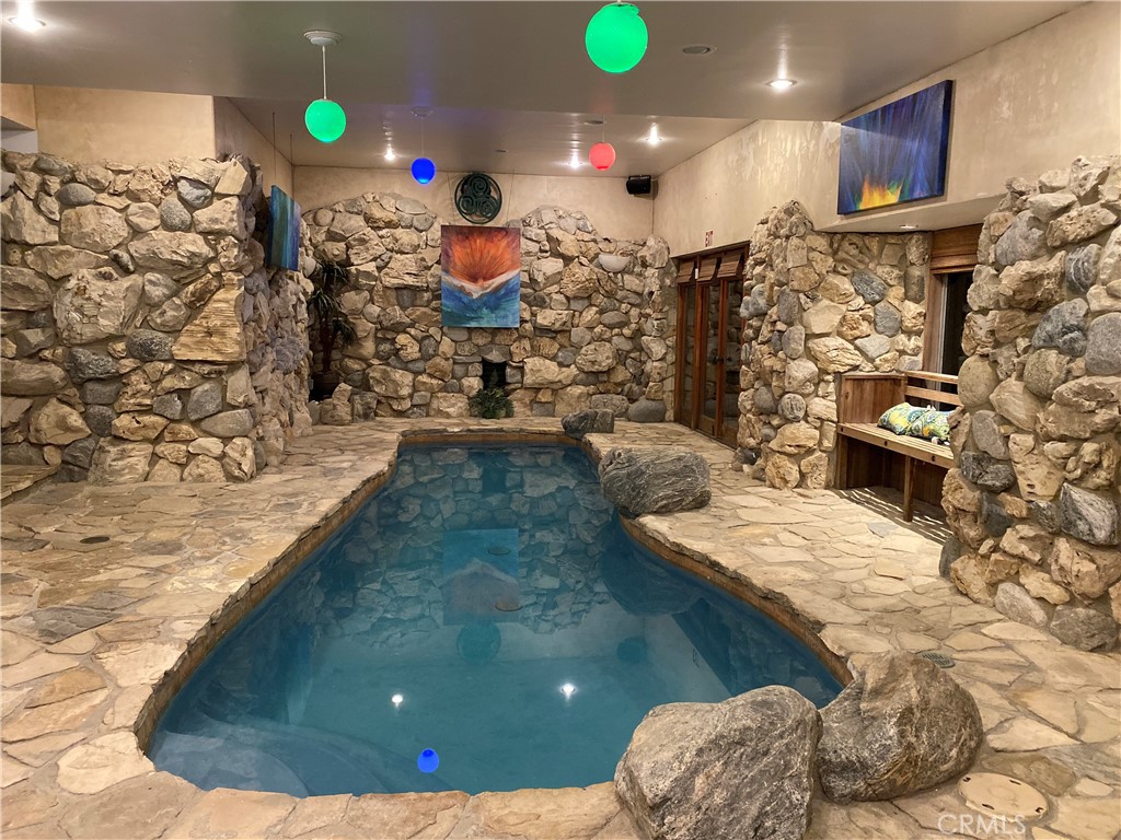 1248 Rocky Road Simi Valley, CA 93063 - Photo 26 of 55