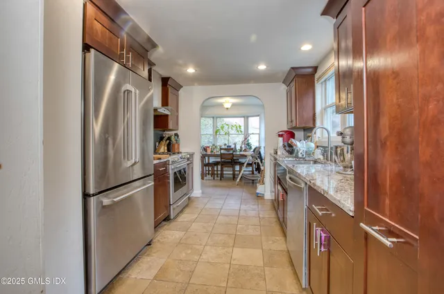 $5,500 | 3 Idlewild Manor, Greenwich, CT 06830