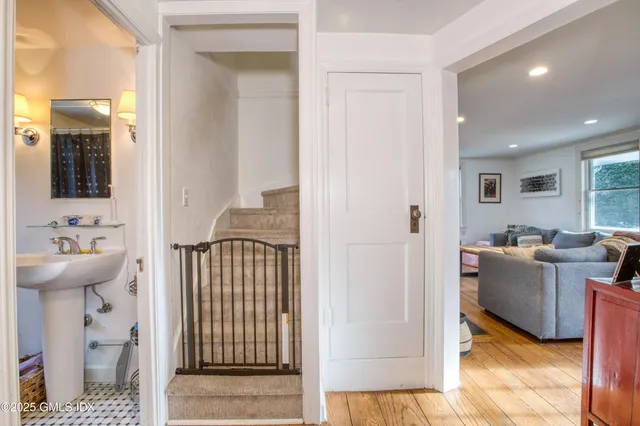 $5,500 | 3 Idlewild Manor, Greenwich, CT 06830