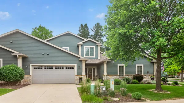 $534,900 | 671 Panorama Circle Northwest, Rochester, MN 55901