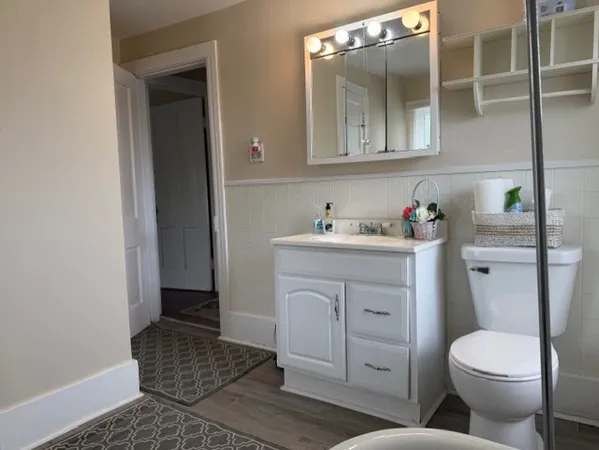 $355,000 | 803 North Washington Avenue, Batavia, IL 60510