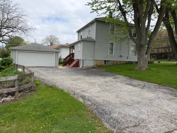 $355,000 | 803 North Washington Avenue, Batavia, IL 60510