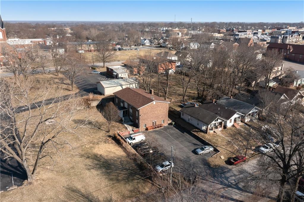 525 North Osage Street Independence, MO 64050 - Photo 4 of 39