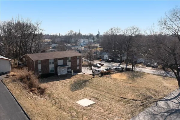 $950,000 | 525 North Osage Street, Independence, MO 64050