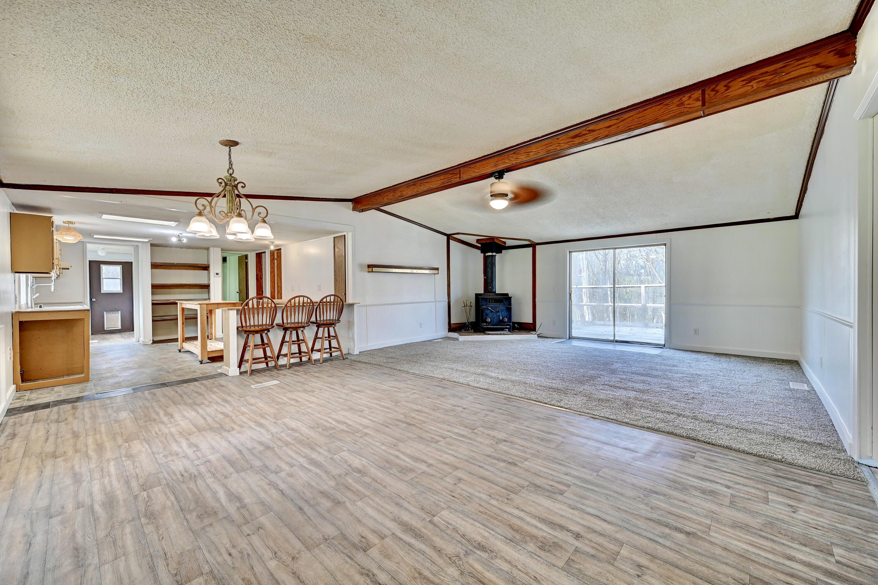 1030 Cross Rd Pike Corinth, KY 41010 - Photo 5 of 34