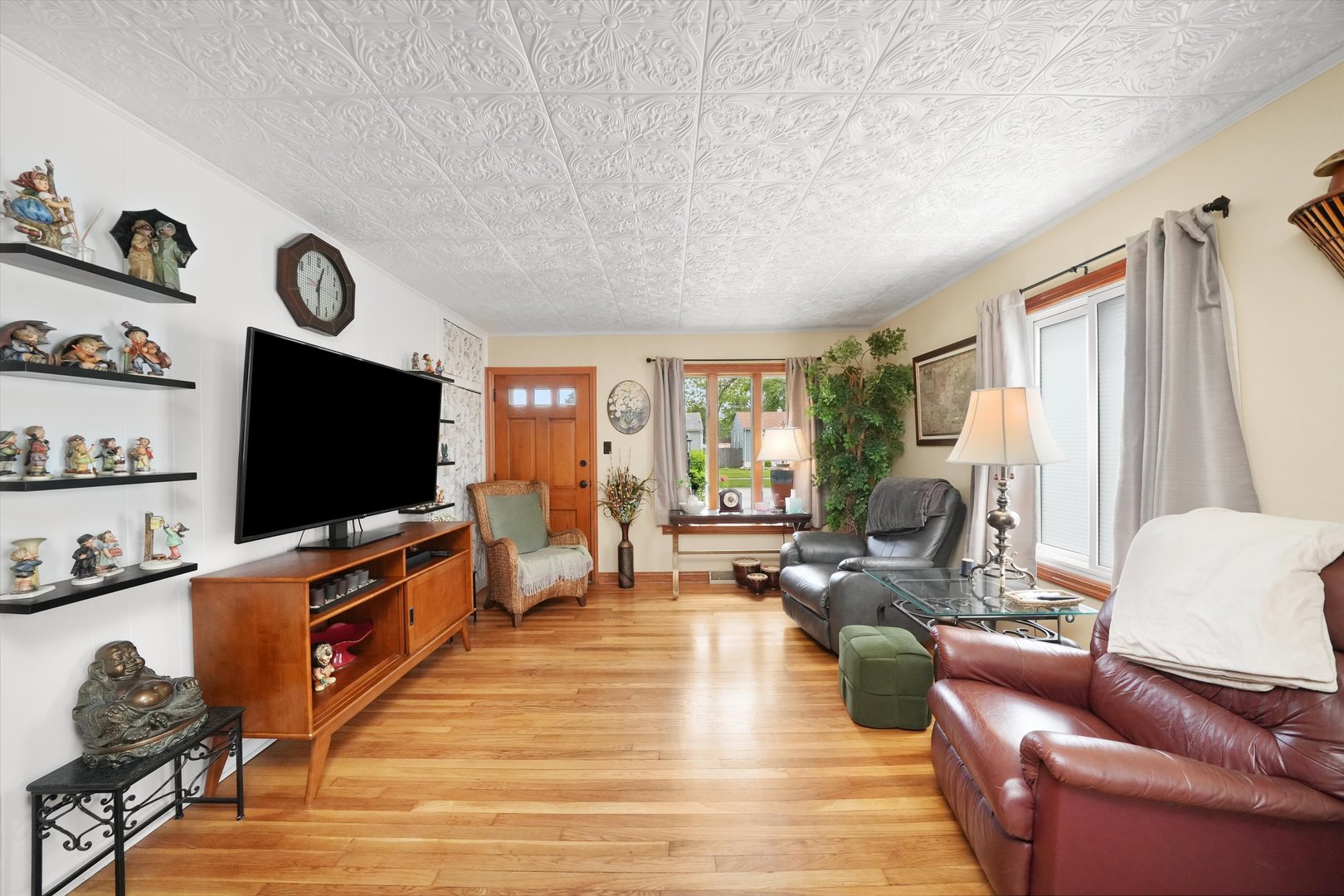 14848 Keystone Avenue Midlothian, IL 60445 - Photo 3 of 48 Gallery Image 3