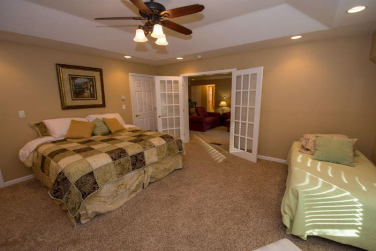 61200 Lenawee Road Cassopolis, MI 49031 - Photo 21 of 59 61200 Lenawee Cass Master bedroom (3)