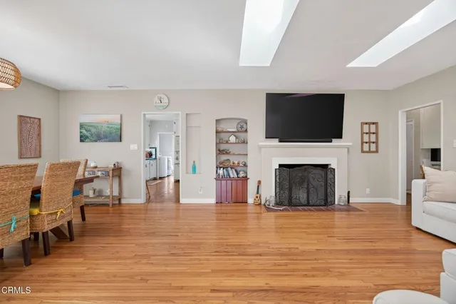 $1,180,000 | 69 South Seaward Avenue, Ventura, CA 93003