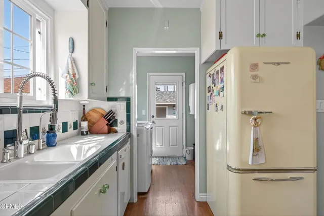 $1,180,000 | 69 South Seaward Avenue, Ventura, CA 93003