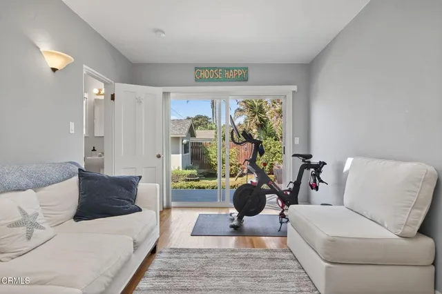 $1,180,000 | 69 South Seaward Avenue, Ventura, CA 93003