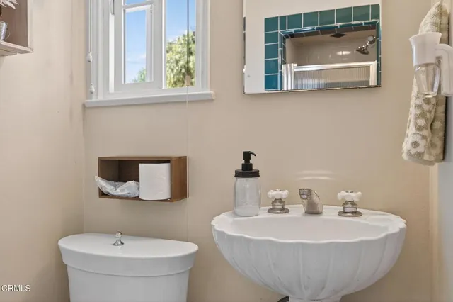 $1,180,000 | 69 South Seaward Avenue, Ventura, CA 93003