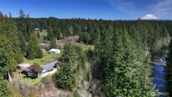 $598,500 | 12833 Squaw Wood Lane Southeast, Rainier, WA 98576