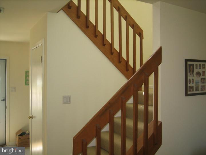 169 Crossing Way Lindenwold, NJ 08021 - Photo 4 of 21