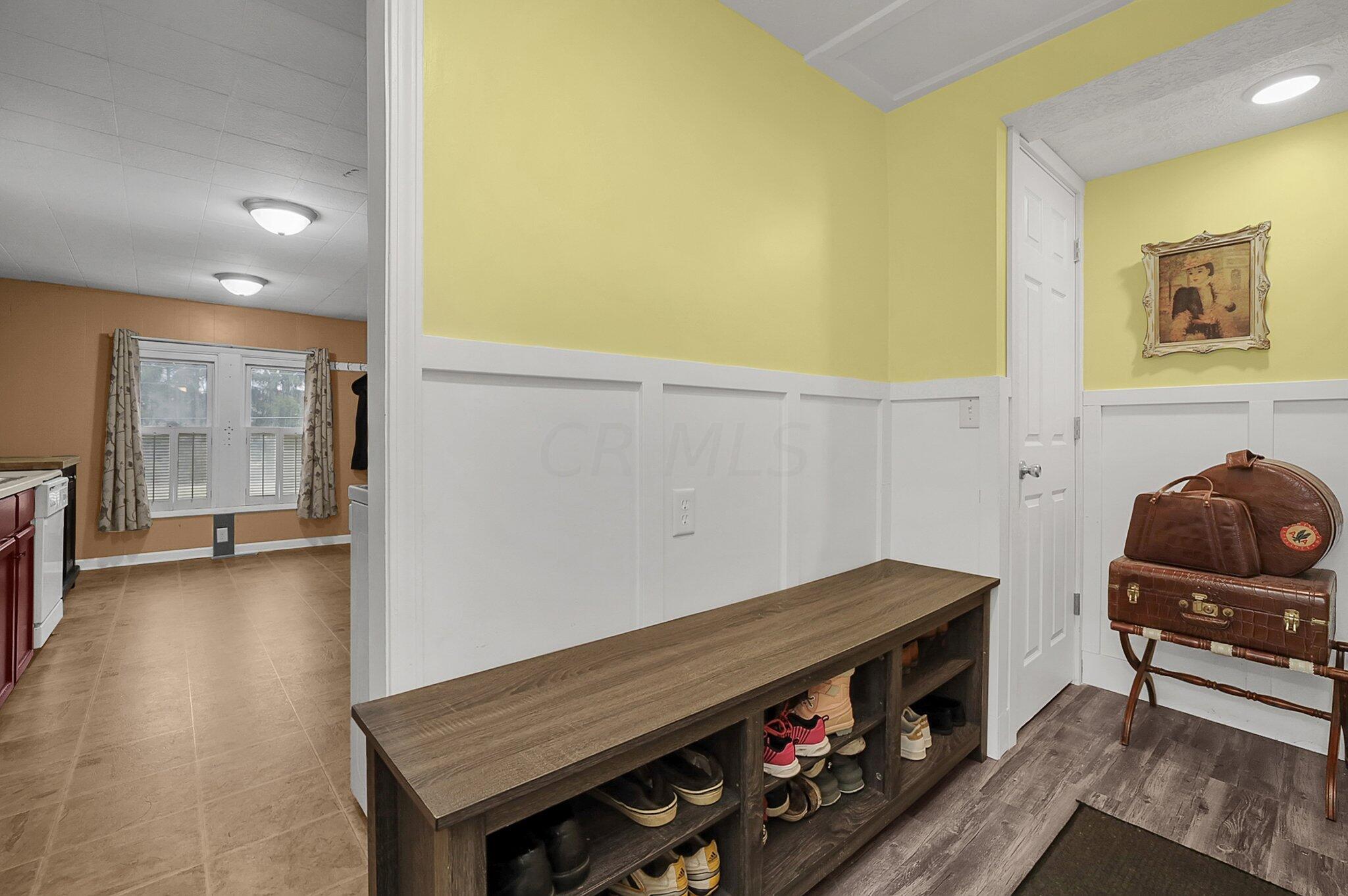 260 Bickel Church Road Northeast Baltimore, OH 43105 - Photo 5 of 51 40-web-or-mls-260-bickel-church-rd-ne