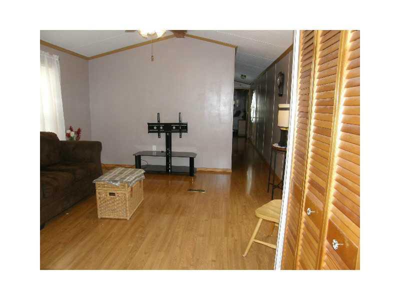 7 Juniper Street Millinocket, ME 04462 - Photo 14 of 24 Living Room.