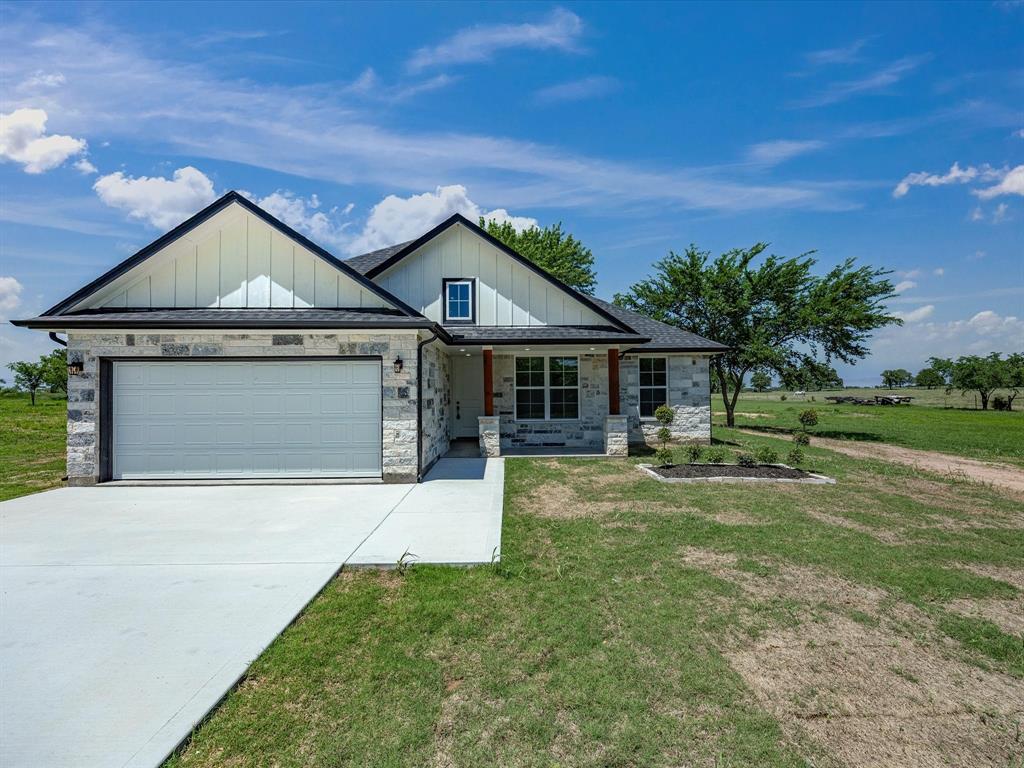 1569 Well Service Road Bowie, TX 76230 - Photo 26 of 40