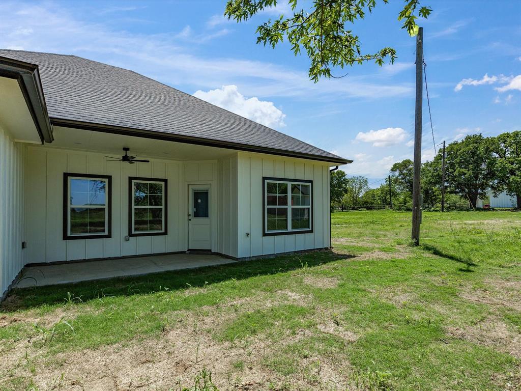 1569 Well Service Road Bowie, TX 76230 - Photo 28 of 40