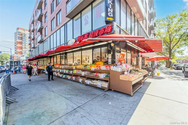 $259,000 | 134-39 Blossom Avenue, Unit 1H | Flushing