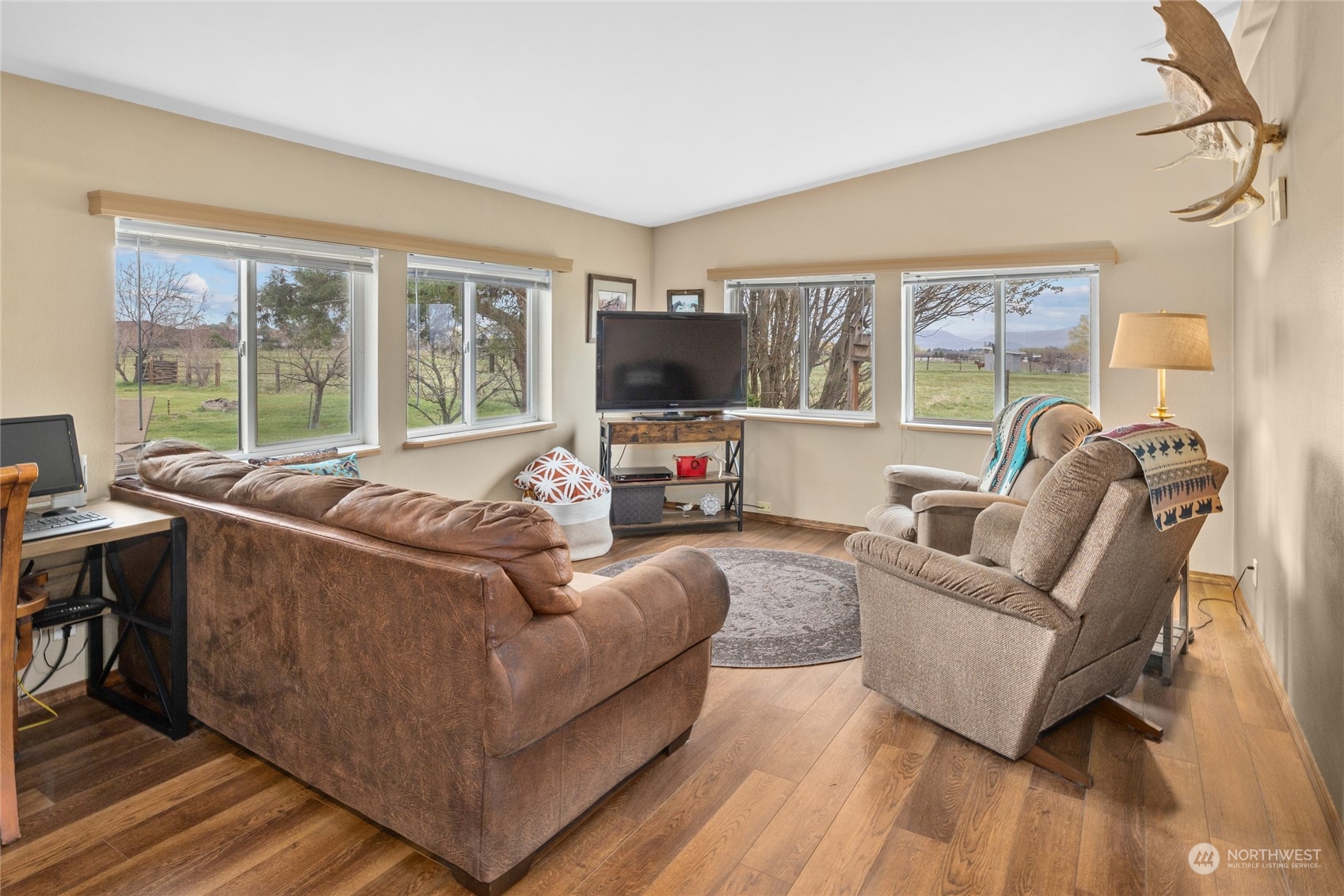 1121 Game Farm Road Ellensburg, WA 98926 - Photo 8 of 19 Gallery Image 8