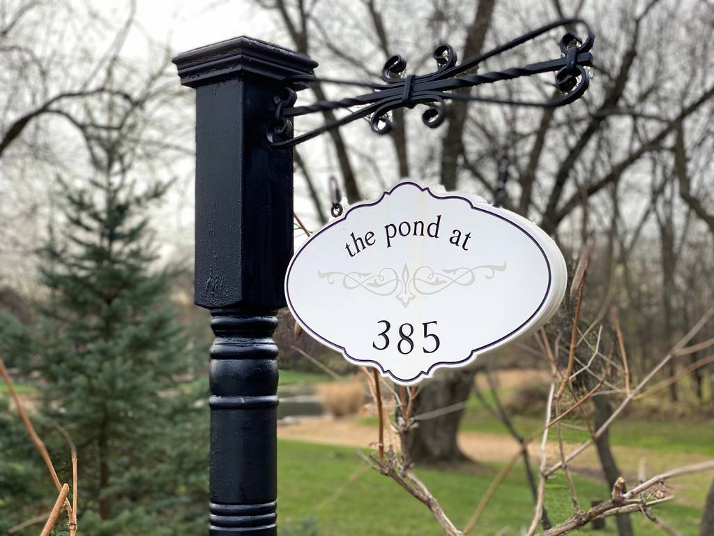 385 Spring Creek Road Barrington Hills, IL 60010 - Photo 2 of 53