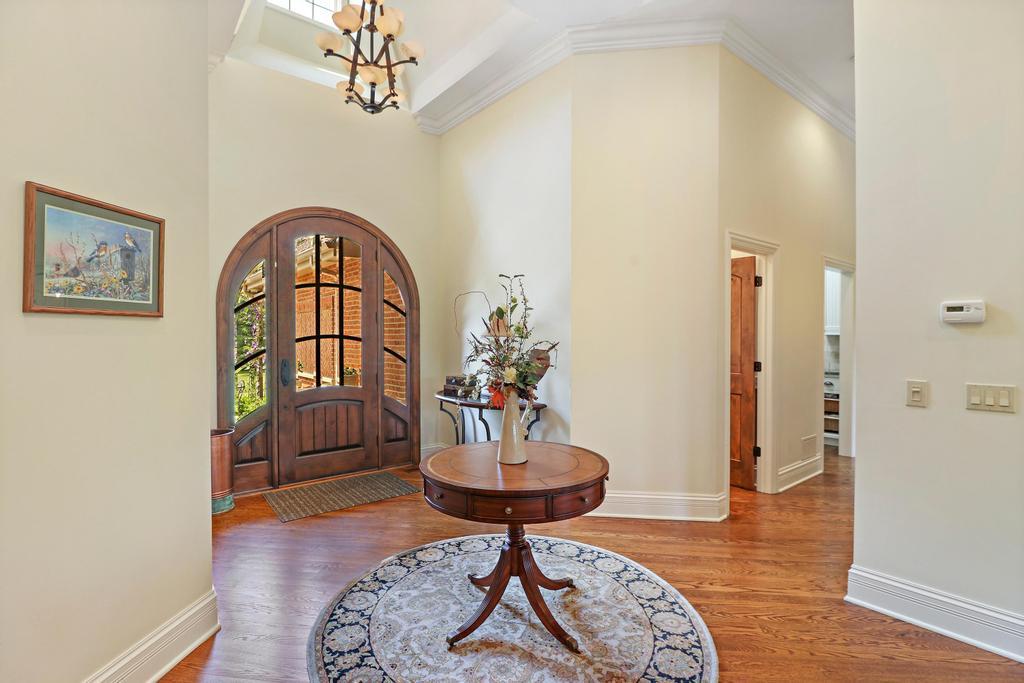 385 Spring Creek Road Barrington Hills, IL 60010 - Photo 10 of 53 a view of an entryway with a workspace