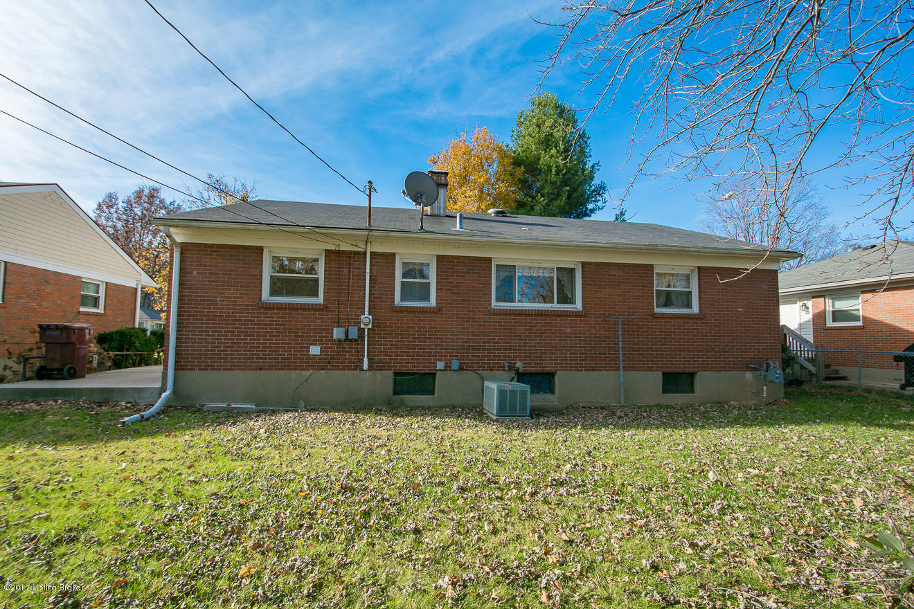 3739 Rouge Way Louisville, KY 40218 - Photo 37 of 40 Rear of Home