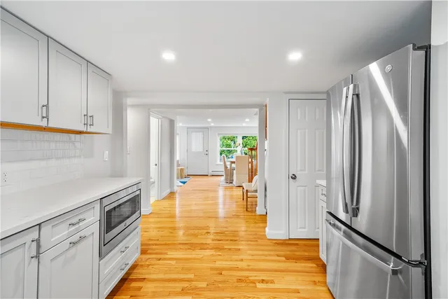 $699,900 | 29 Williams Street, Tiverton, RI 02878