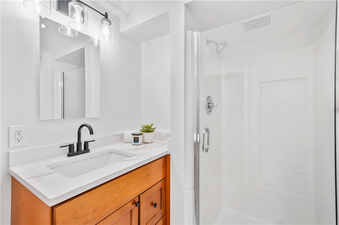 29 Williams Street Tiverton, RI 02878 - Photo 10 of 28