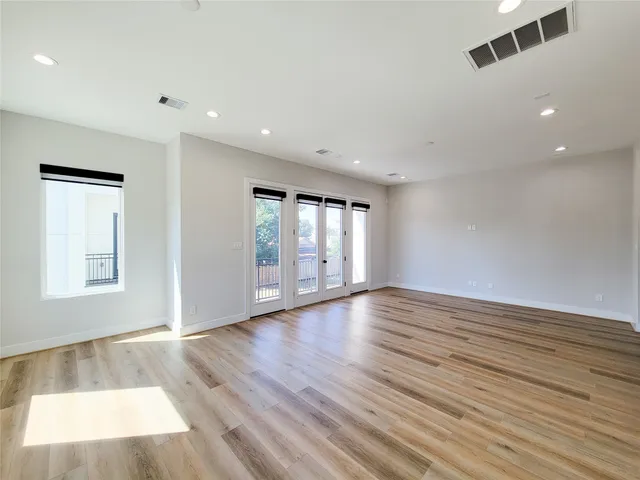 $2,750 | 905 Quitman Street, Unit C, Houston, TX 77009