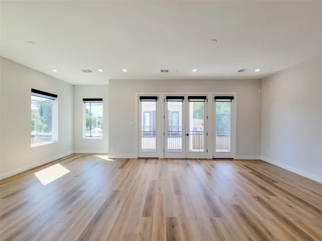 $2,750 | 905 Quitman Street, Unit C, Houston, TX 77009