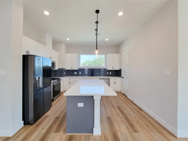 $2,750 | 905 Quitman Street, Unit C, Houston, TX 77009