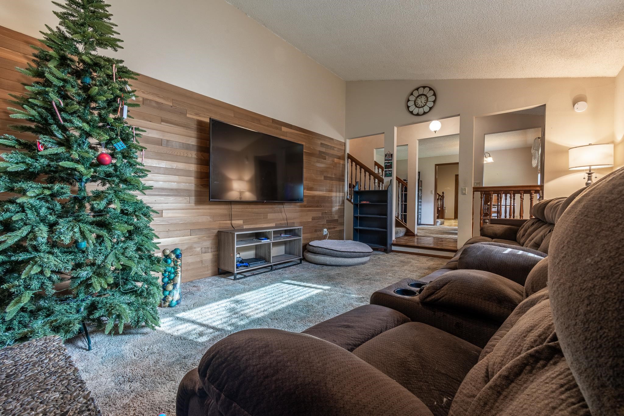 11711 North Cheyenne Road Mead, WA 99021 - Photo 3 of 31 Gallery Image 3