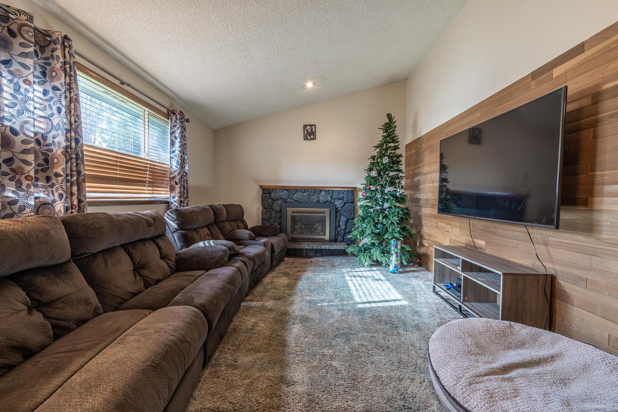 11711 North Cheyenne Road Mead, WA 99021 - Photo 5 of 31 Gallery Image 5