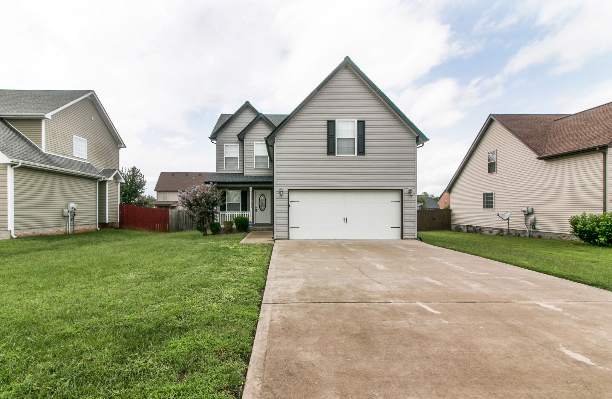 3744 Suiter Road Clarksville, TN 37040 - Photo 1 of 26 a view of a house with a yard