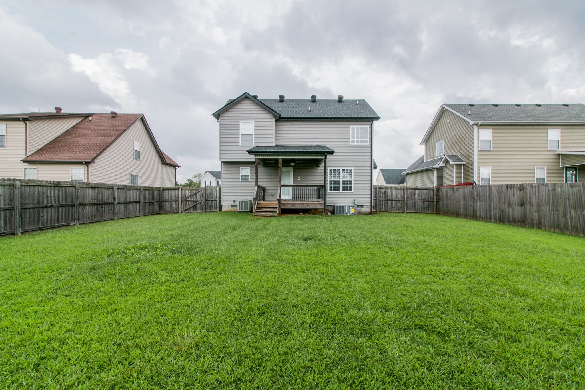 3744 Suiter Road Clarksville, TN 37040 - Photo 26 of 26 a view of a house with a back yard