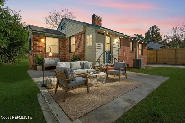 $298,500 | 2212 Redfern Road, Jacksonville, FL 32207