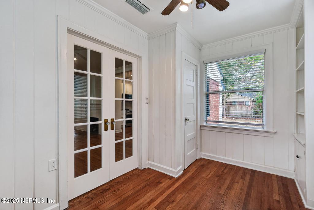 2212 Redfern Road Jacksonville, FL 32207 - Photo 34 of 65 2212 Redfern-64