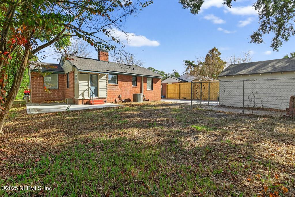 2212 Redfern Road Jacksonville, FL 32207 - Photo 61 of 65 2212 Redfern-55