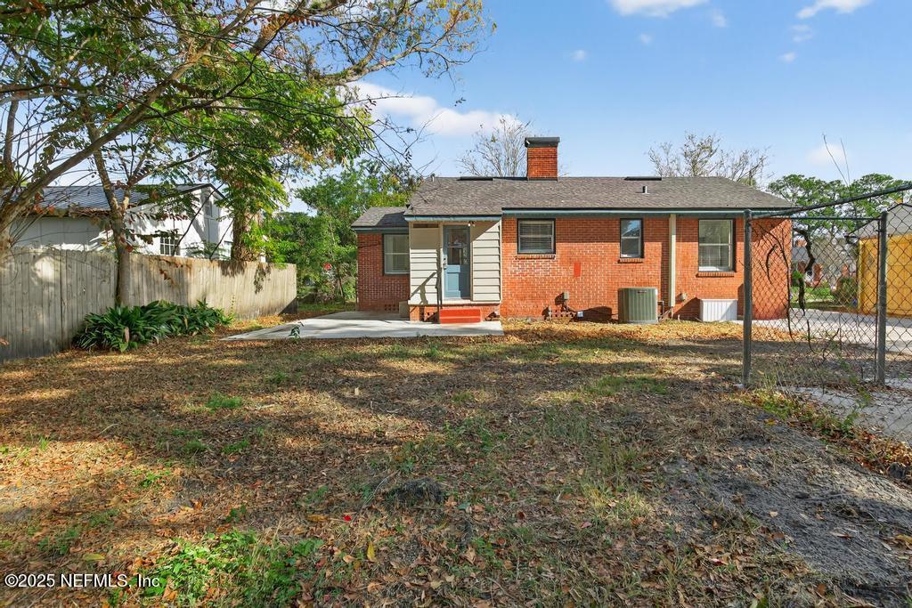 2212 Redfern Road Jacksonville, FL 32207 - Photo 62 of 65 2212 Redfern-56