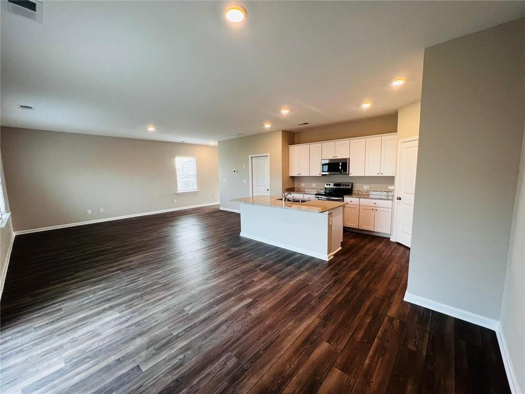 101 Seed Lane Pendergrass, GA 30567 - Photo 3 of 21